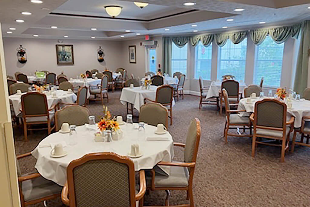 Discovery Commons Discovery Commons | Senior Living Communities & Programs