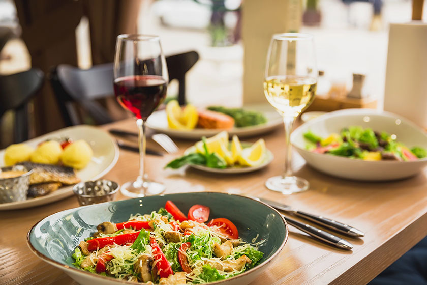 The Joy Of Gourmet Dining Experiences In Senior Living Homes ... - Gourmet Dining Options For Residents